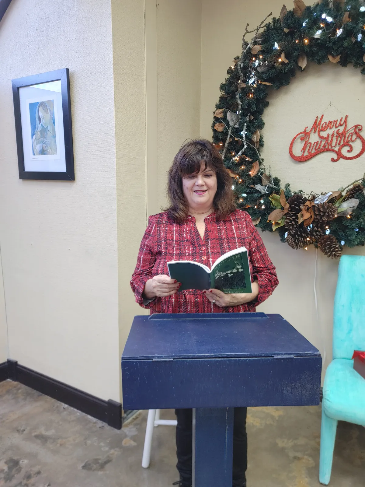 Kathy Lou reading at the Brunswick Artery, December 2022
